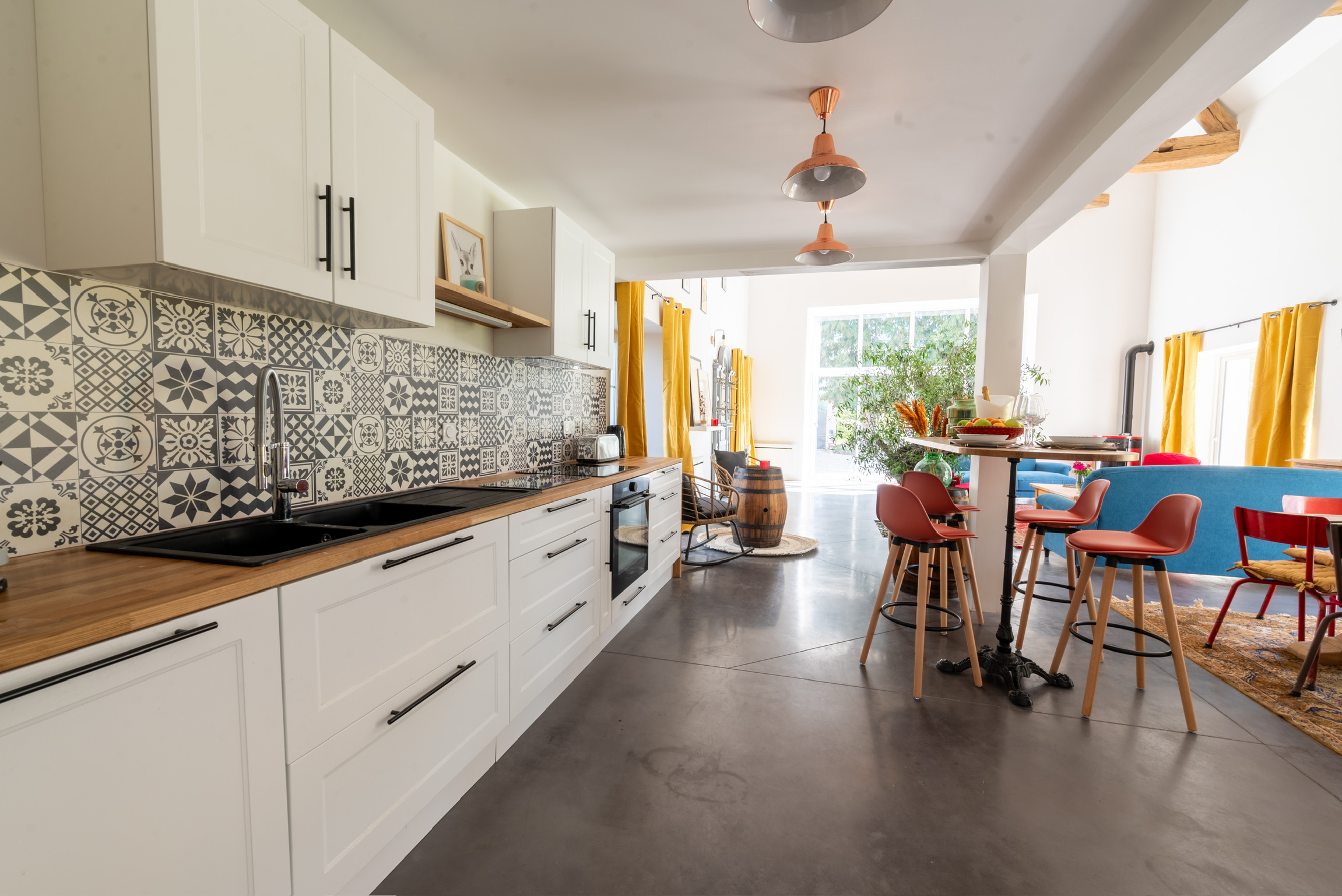 Ambiance chaleureuse dans la Grange 1755