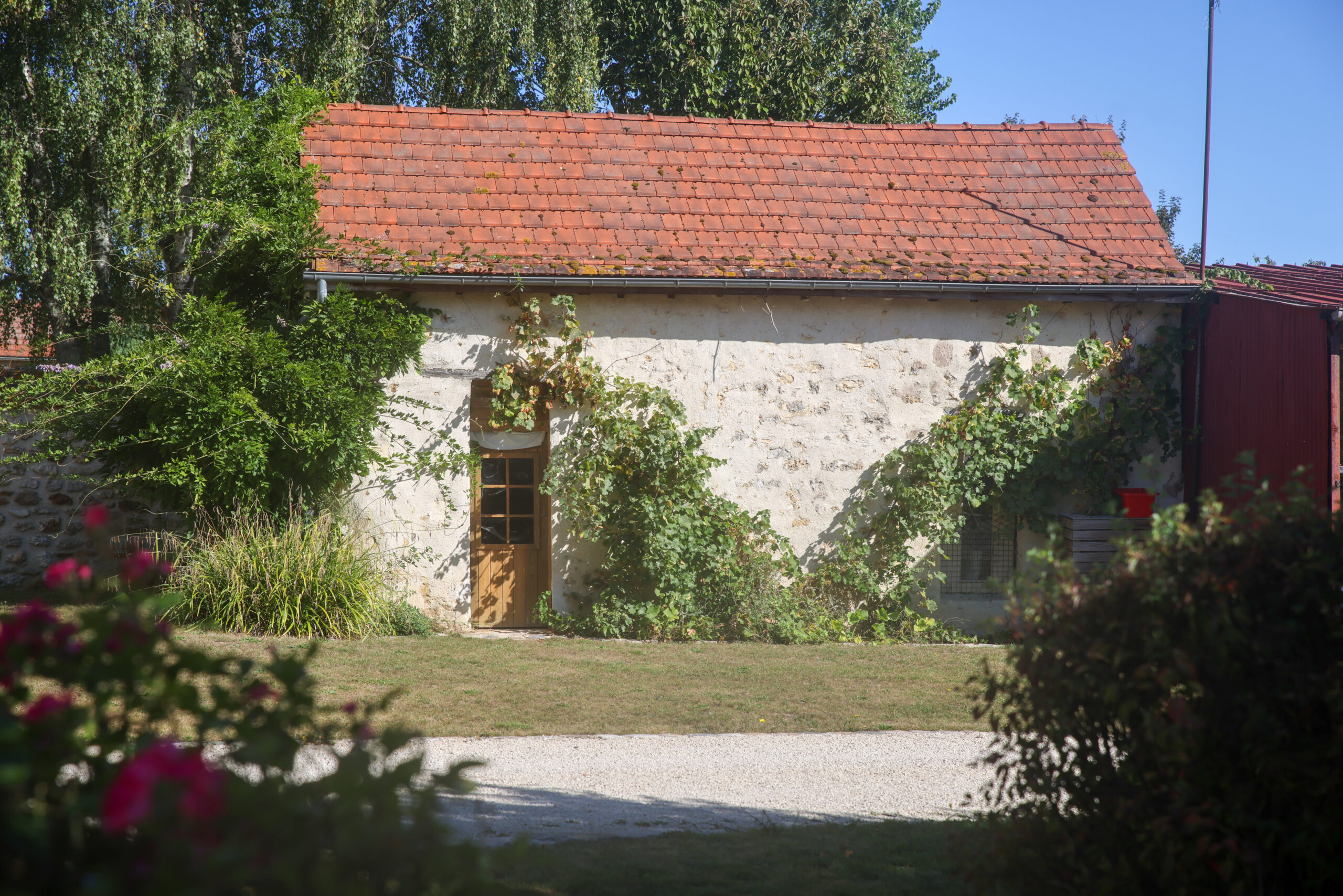 Ancien gîte en pierre rénové au calme en Champagne – Domaine d’Ailleurs